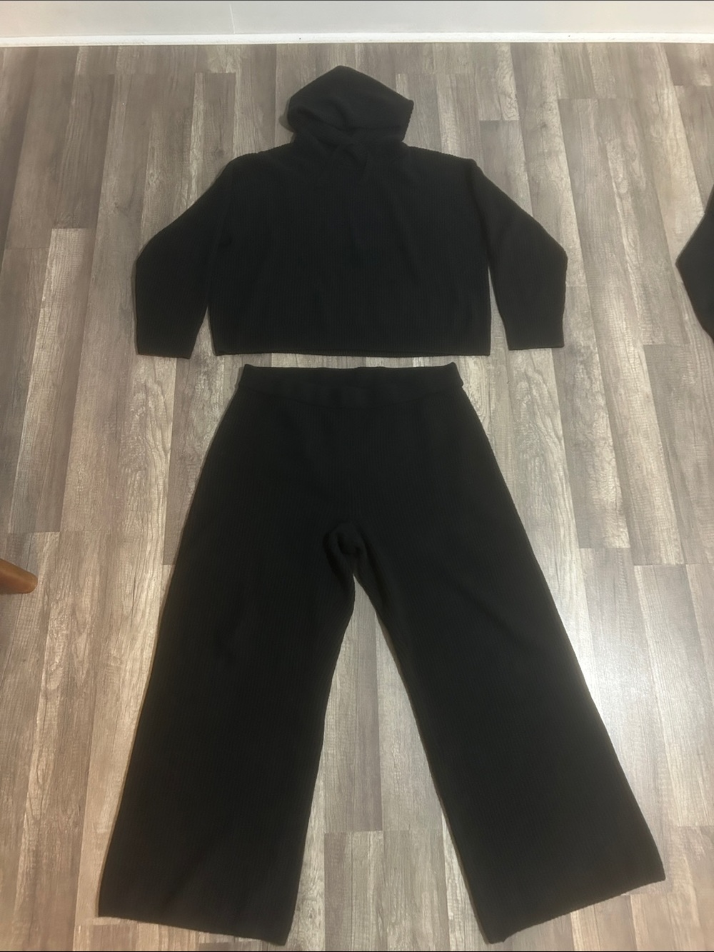 GAP Women’s Two Piece Set Black Ribbed Wide-Leg Pants with Matching Hoodie XL